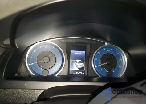 2016 Toyota Camry Le z USA, uszkodzony, nr VIN 560488